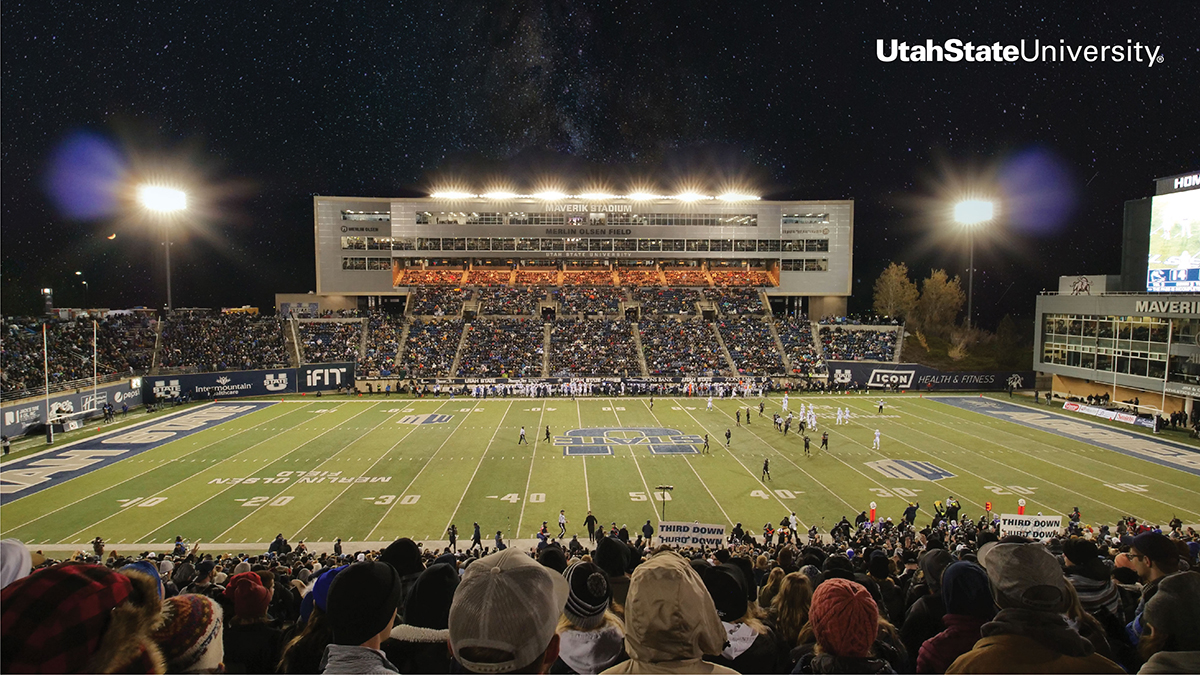 USU football - Extension zoom background